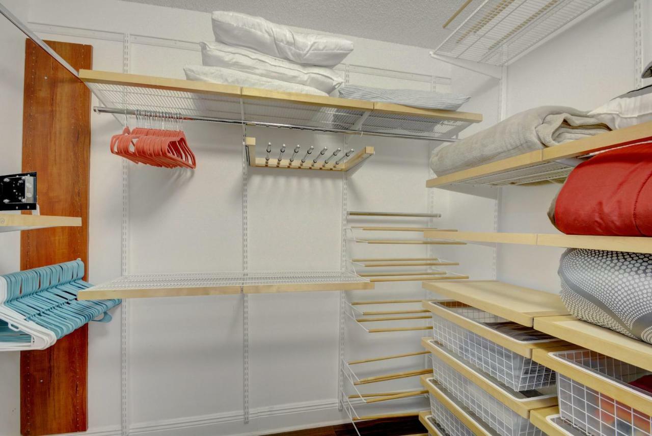 דירות Renovated 2/2 Unit At Yacht Club/אוונטורה מראה חיצוני תמונה