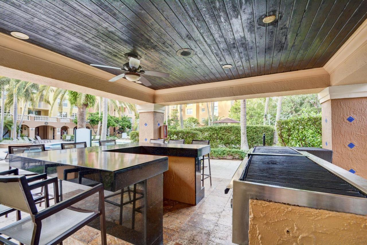 דירות Renovated 2/2 Unit At Yacht Club/אוונטורה מראה חיצוני תמונה